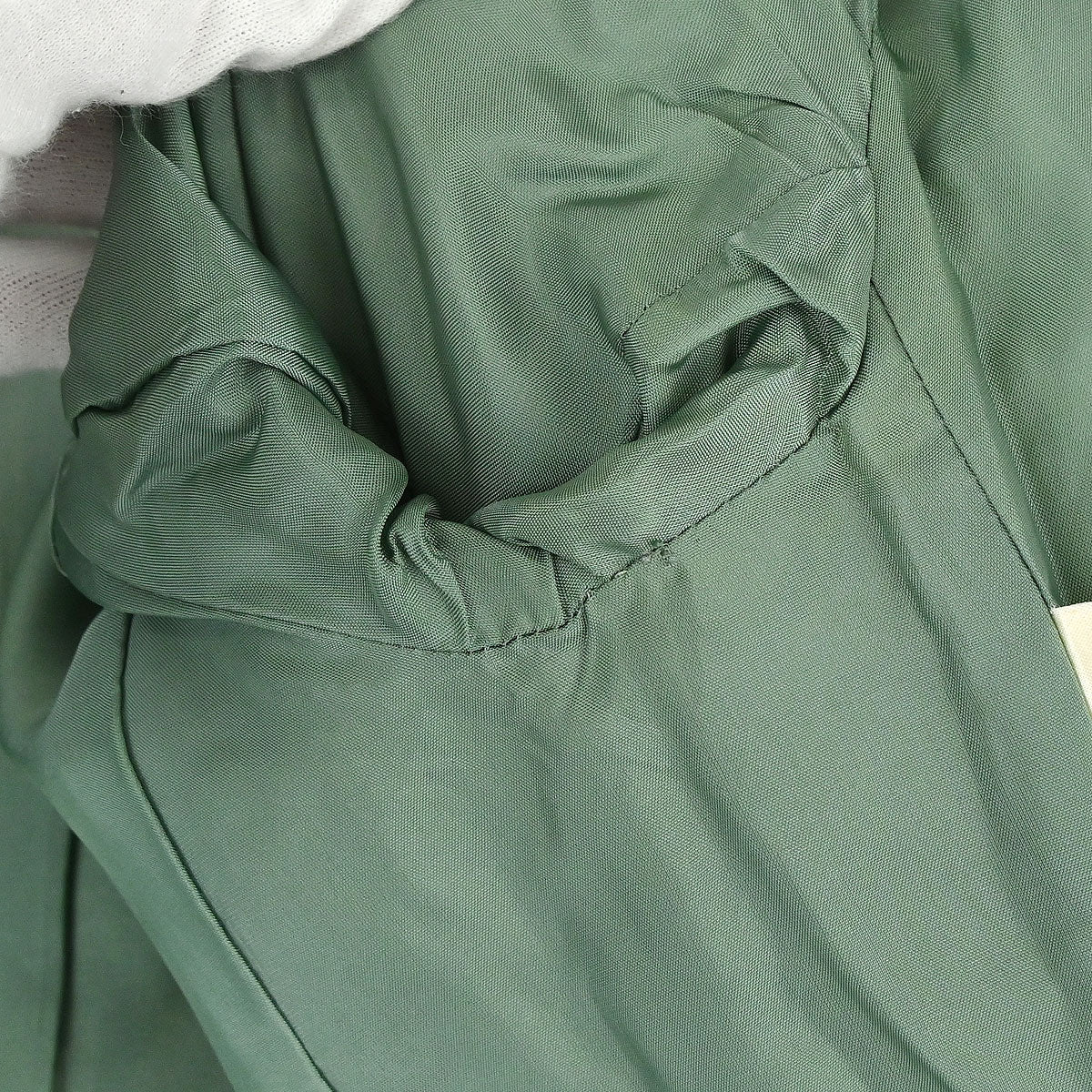 Thumbnail 11